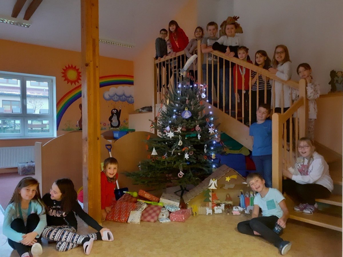 Vánoční posezení ve školní družině